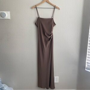 NWT House of Harlow brown satin midi dress Med